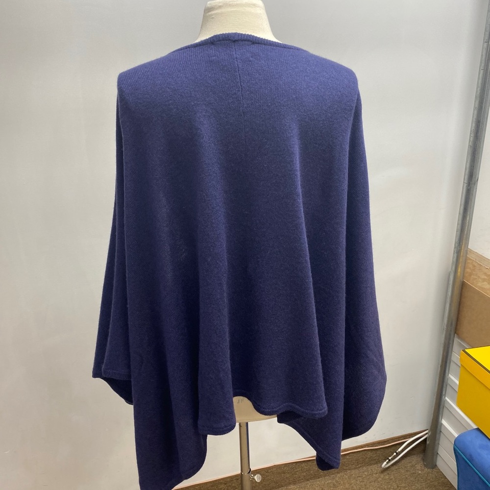 Nicole Miller cashmere poncho sweater - Picture 3 of 11